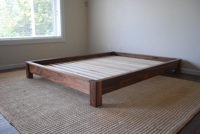 Чтобы деревянная кровать не скрипела