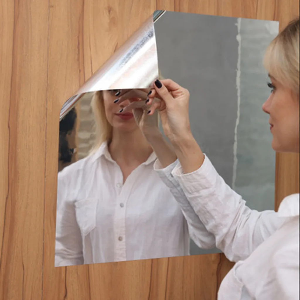 Как приклеить зеркало к стене с обоями