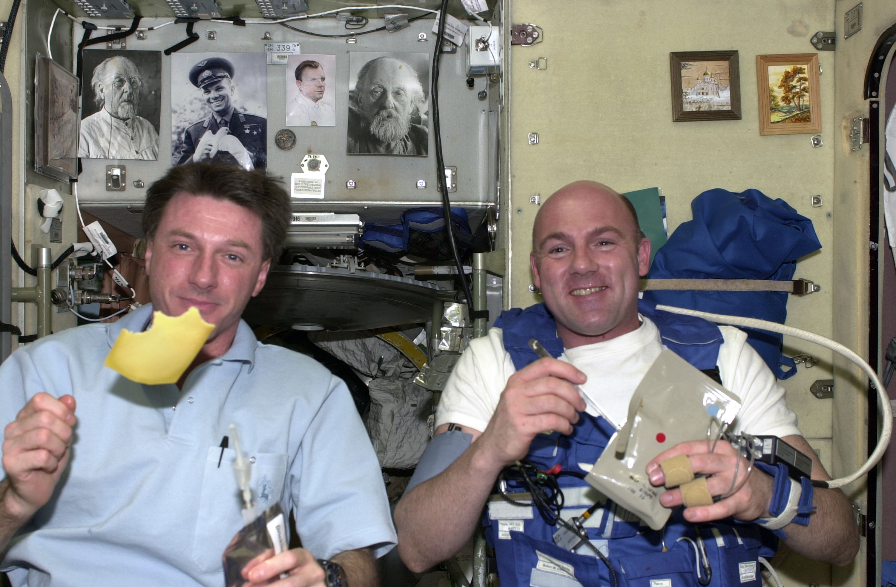 Чем питаются космонавты в космосе