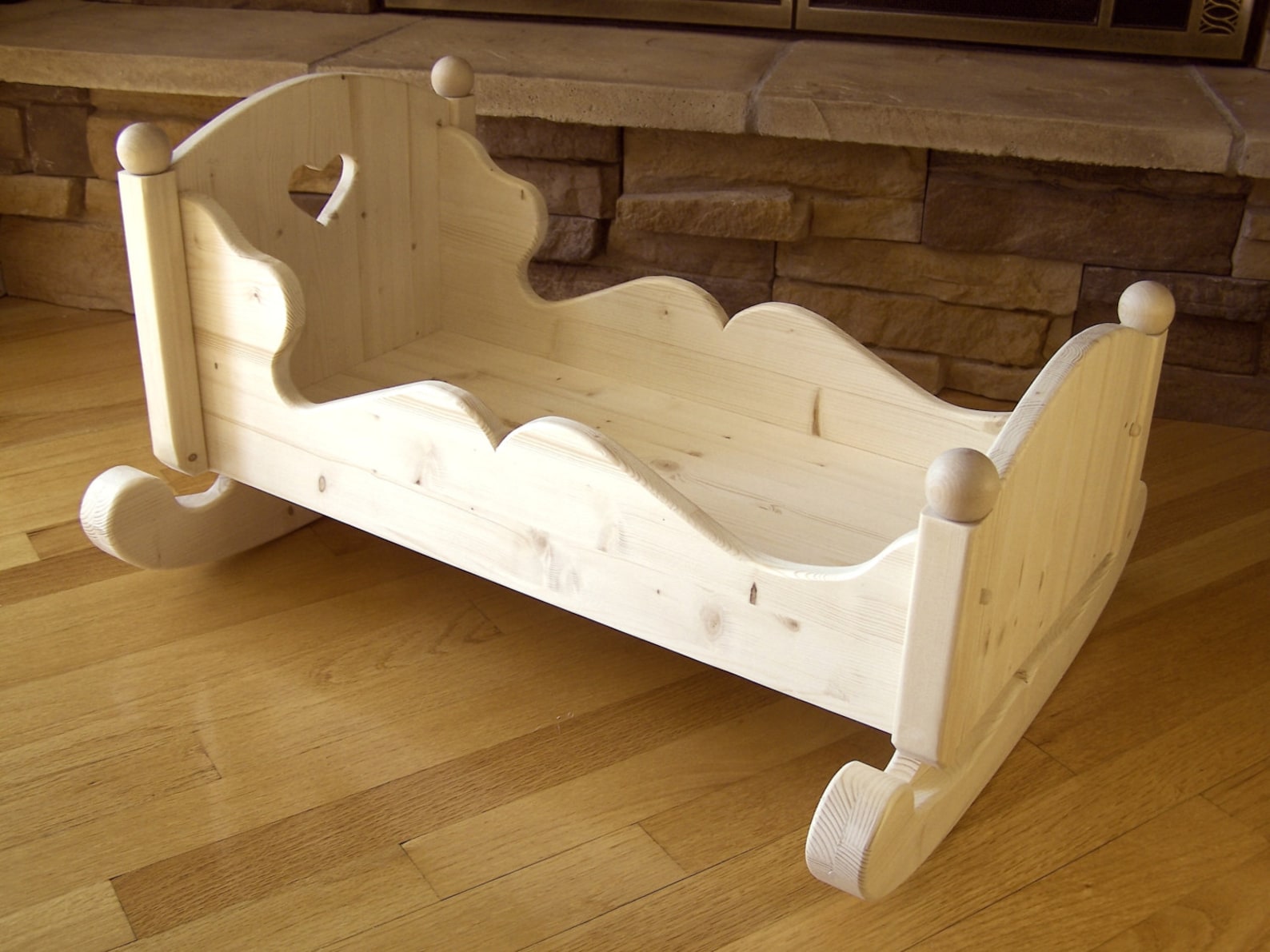 Кукольная кроватка деревянная