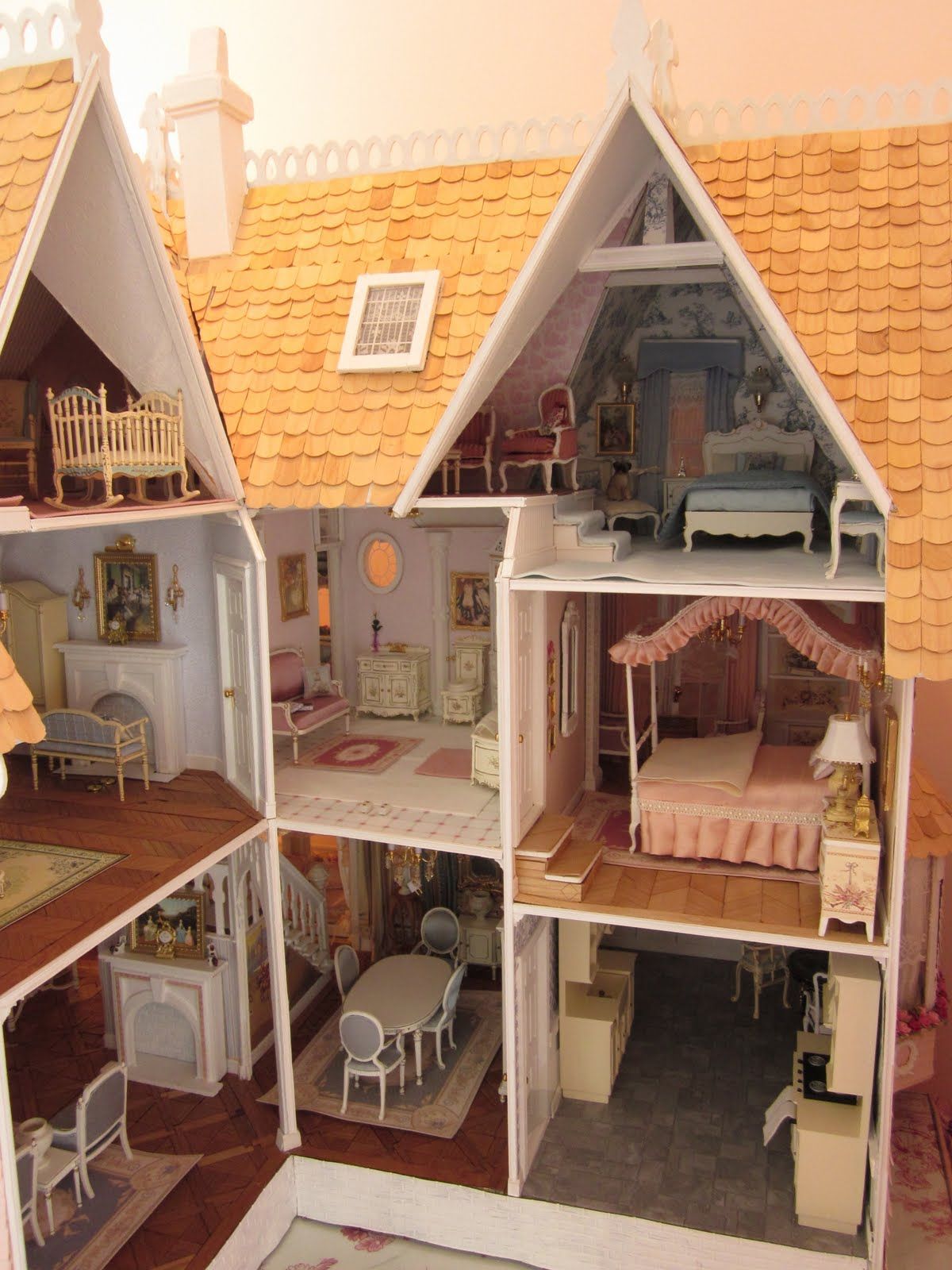 Необычные кукольные домики