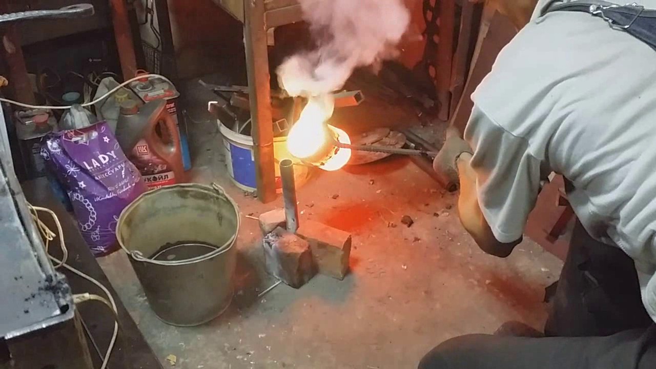 Плавку добавили. Горн -  печь для переплавки металлов. Плавленная медь. Печь для литья латуни. Печь для расплава алюминия.