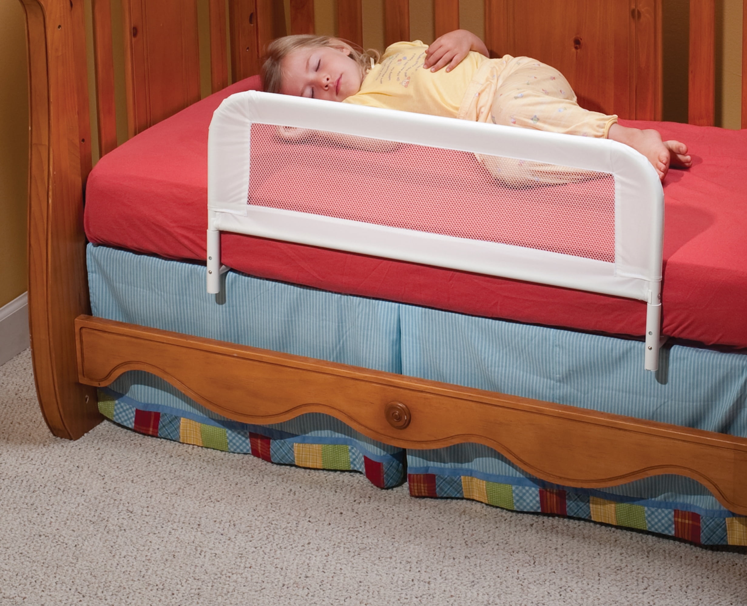 Защита от падения с кровати для ребенка