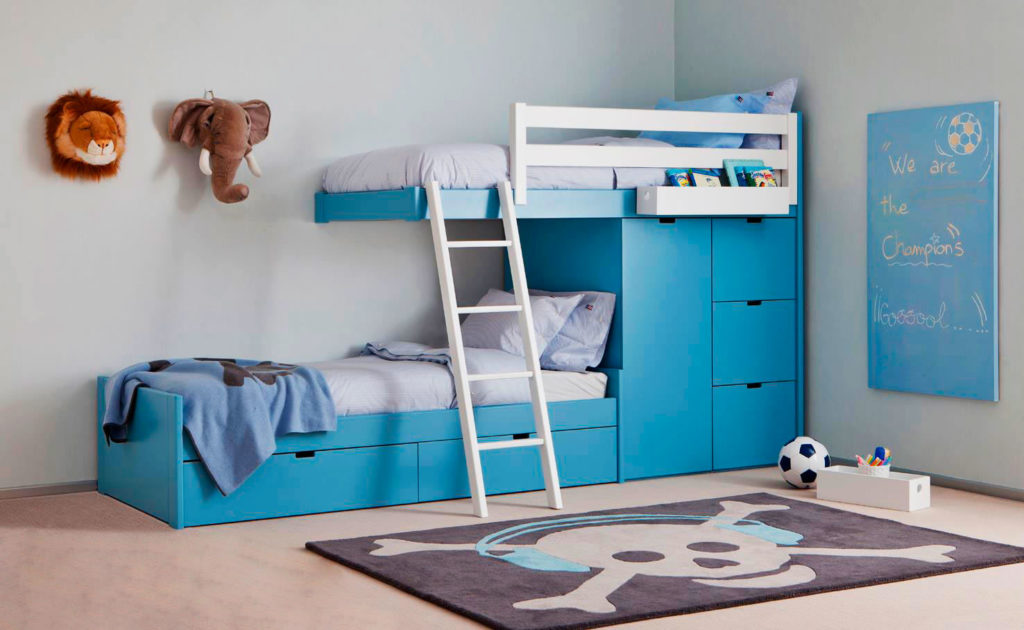Модель двухъярусной кровати для детей со шкафом