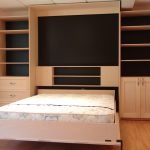 Двуспальная кровать встроенная