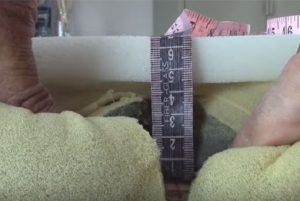 Острая режущая цилиндрическая насадка для просверливания отверстий в поролоне и других мягких материалах — цифенбор.