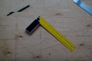 Острая режущая цилиндрическая насадка для просверливания отверстий в поролоне и других мягких материалах — цифенбор.